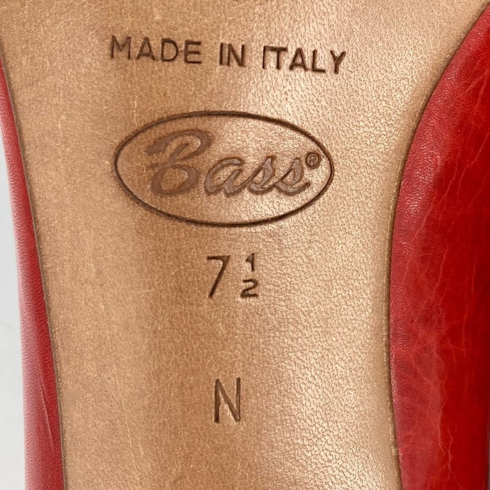 Vintage 80s Red Leather Wood Stacked Kitten Heel Pumps - Picture 11 of 14